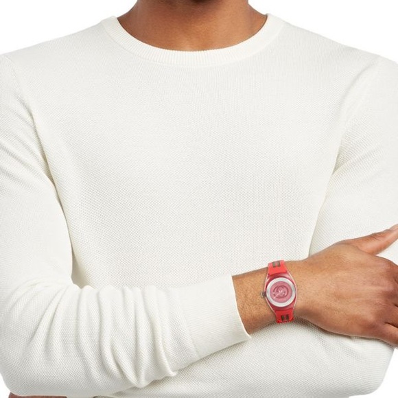 GUCCI
36MM Stainless Steel & Rubber Strap Watch NWOT comes with box - Picture 7 of 7